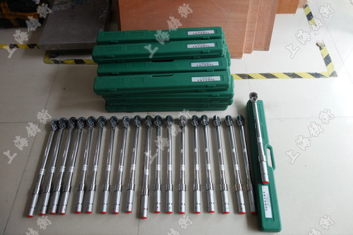 可調(diào)式扭矩扳手