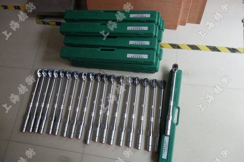 可調式扭矩扳手