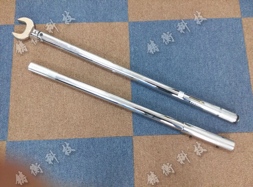 預設式扭力扳手