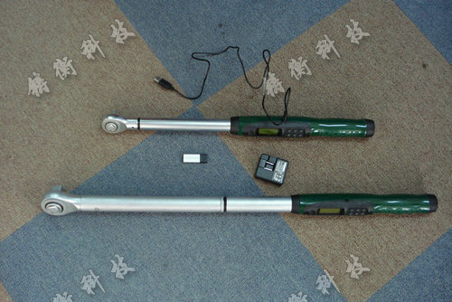 數(shù)顯扭力扳手